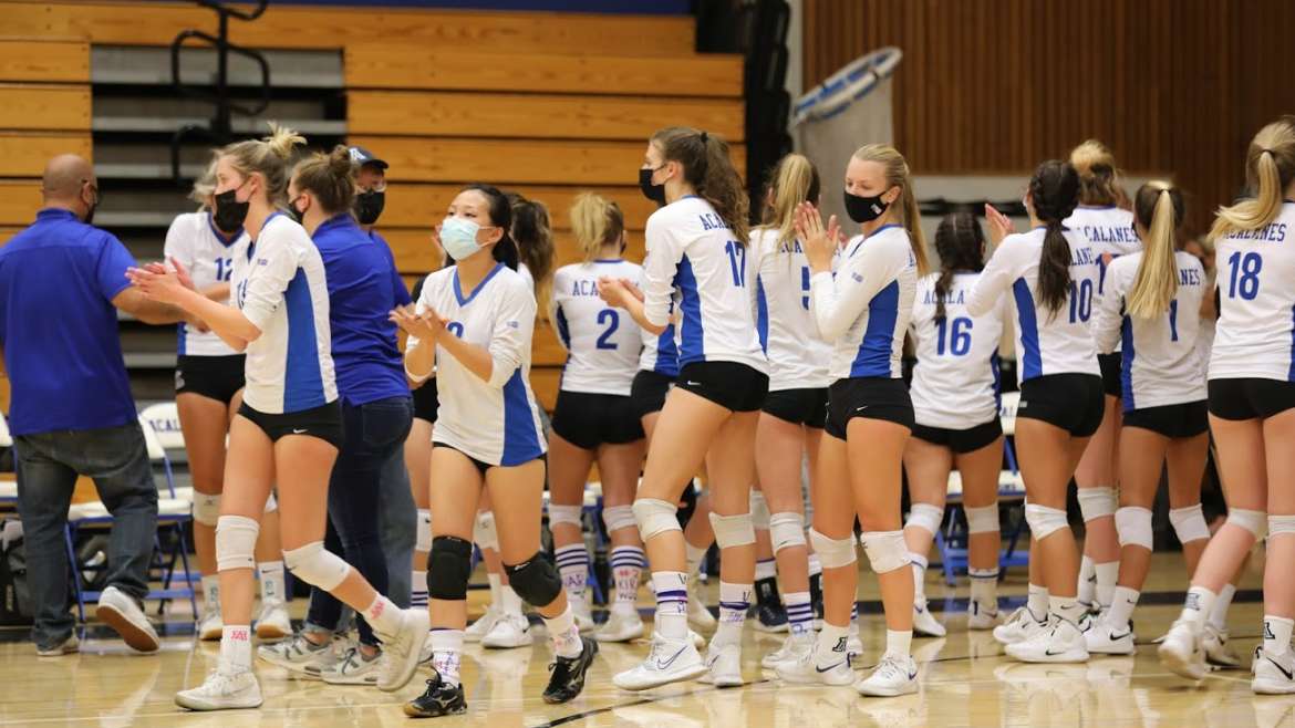 Dons Girls Volleyball Swept by Campolindo