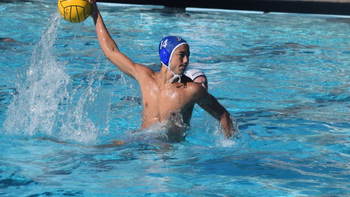 Dons Boys Water Polo Falls to Cougars