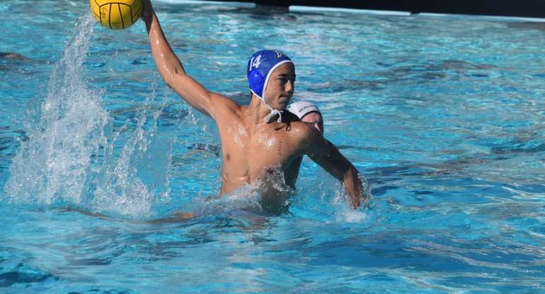 Dons Boys Water Polo Falls to Cougars