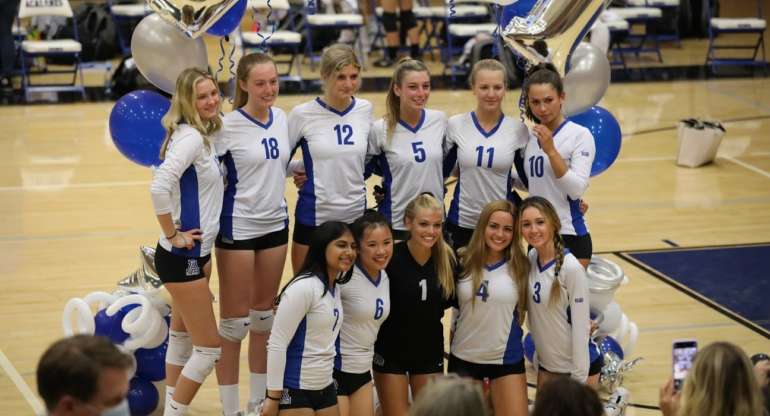 Dons Varsity Girls Volleyball:  What a Knight
