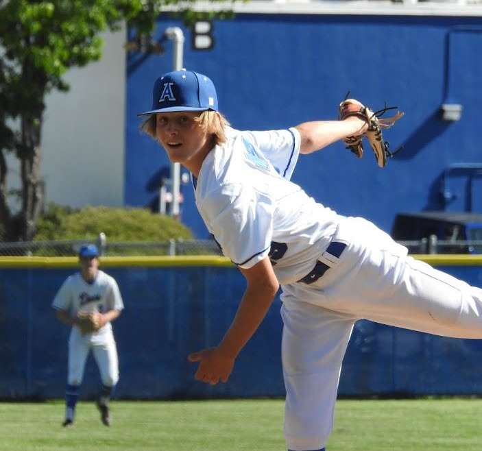 Varsity Baseball wins 6th in a Row by Beating Miramonte on Tuesday, 3-1