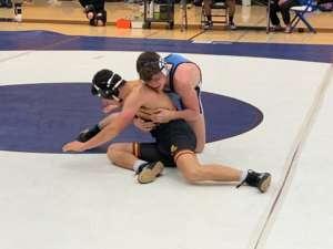 Dons grapple the Knights