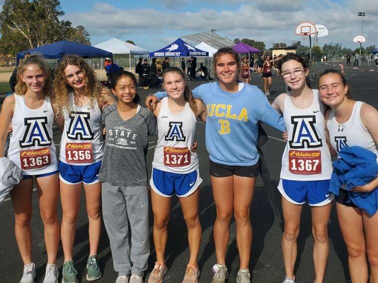 Cross Country Team Runs 3Mile Course at the Farmer Invitational