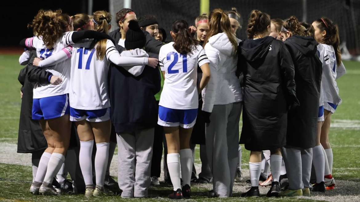 Girls Varsity Soccer Remains Undefeated