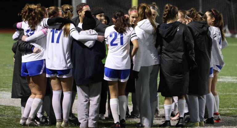 Girls Varsity Soccer Remains Undefeated
