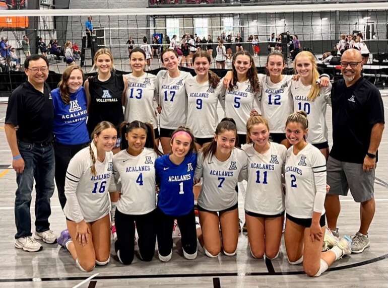 Girls Varsity Volleyball goes to Reno! Acalanes Boosters