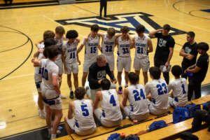 VARSITY BOYS HOOPS BATTLES WOODCREEK INTO OT BUT CAN’T PREVAIL, FINISHING SECOND AT HUBER CLASSIC