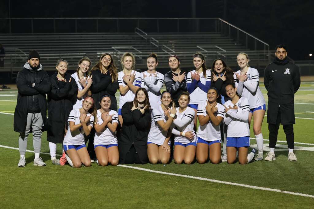 VARSITY GIRLS SOCCER WINS TOUGH BATTLE IN SANTA ROSA, 2-1