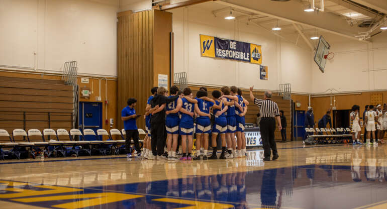 DONS MAKE STATEMENT WITH DRAMATIC WIN OVER YGNACIO VALLEY AT BUZZER, NEXT UP BEREAN CHRISTIAN TONIGHT AT 7PM