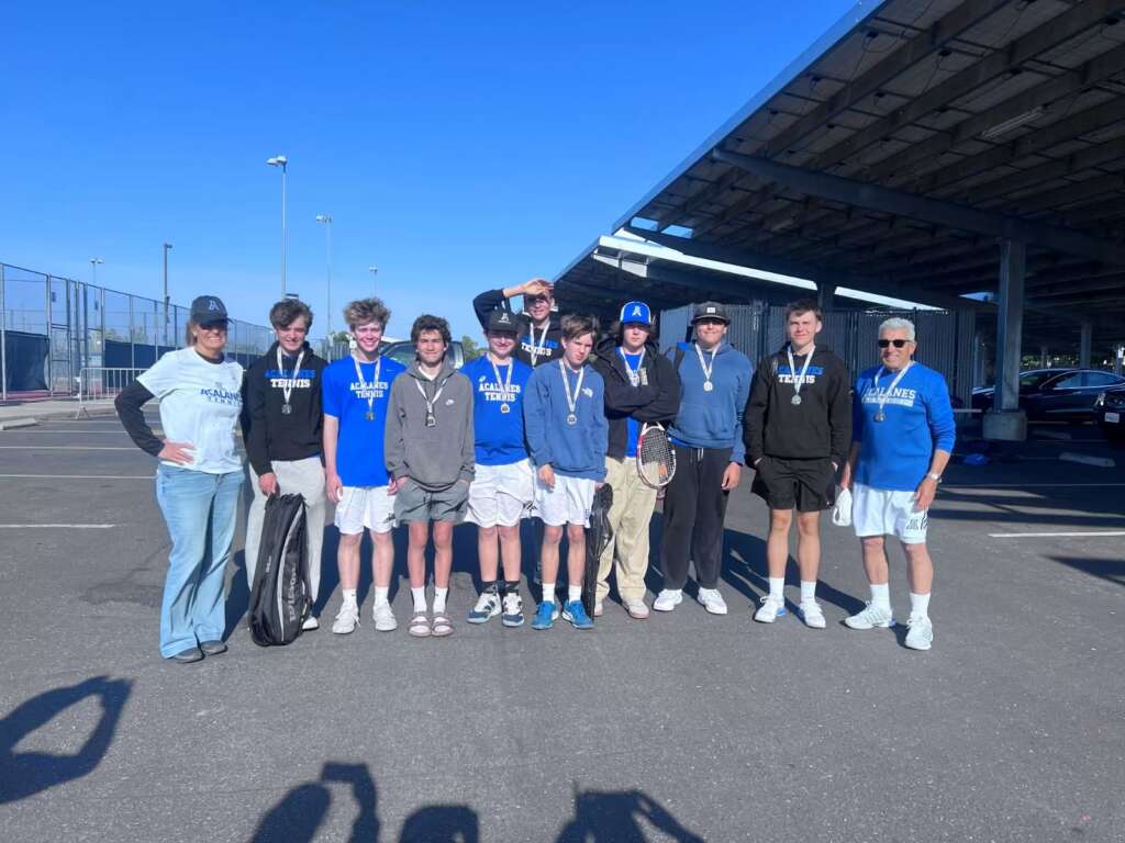 JV Boys Tennis Medals at 5th Place at the Freedom Invitational Tournament