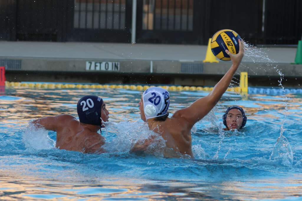 Boys Varsity Water Polo Continues Winning Streak!