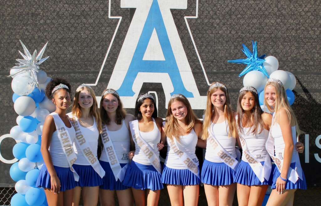 Varsity Girls Tennis Closes out Regular Season with 9-0 Victory over College Park as Seniors Honored