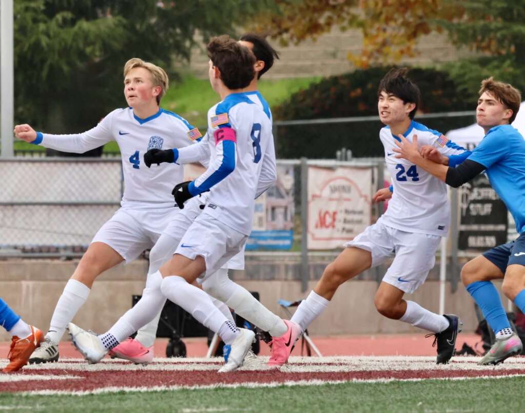 Boys Varsity Soccer – Season Kicks Off with Tournament in Rocklin