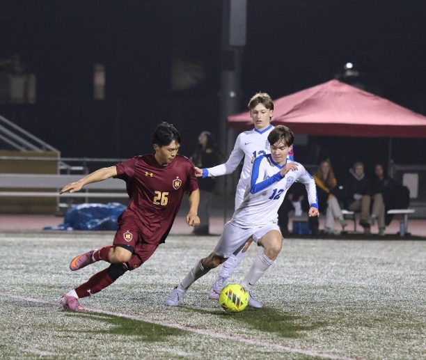 Varsity Boys Soccer: Dons Battle in the Rain, Fall 3–1 at Northgate