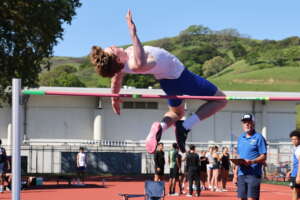 Dual Team Victories at Bob Warren Track Meet