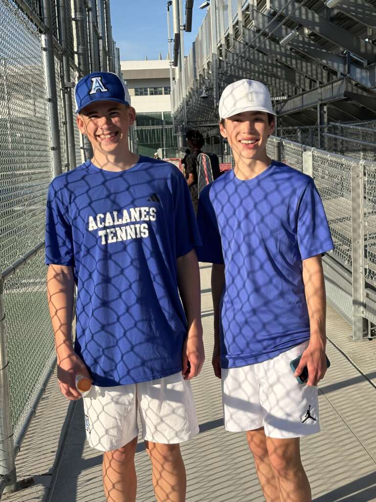 Dons Boys’ Varsity Tennis Improves to 2-0 With a 6-3 Win Over the Emerald Aerouants