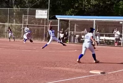 Dons Softball Dominates Kennedy and Dougherty Valley to Bring Season to 4-2