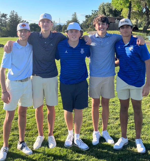 Boys Varsity Golf Still Undefeated