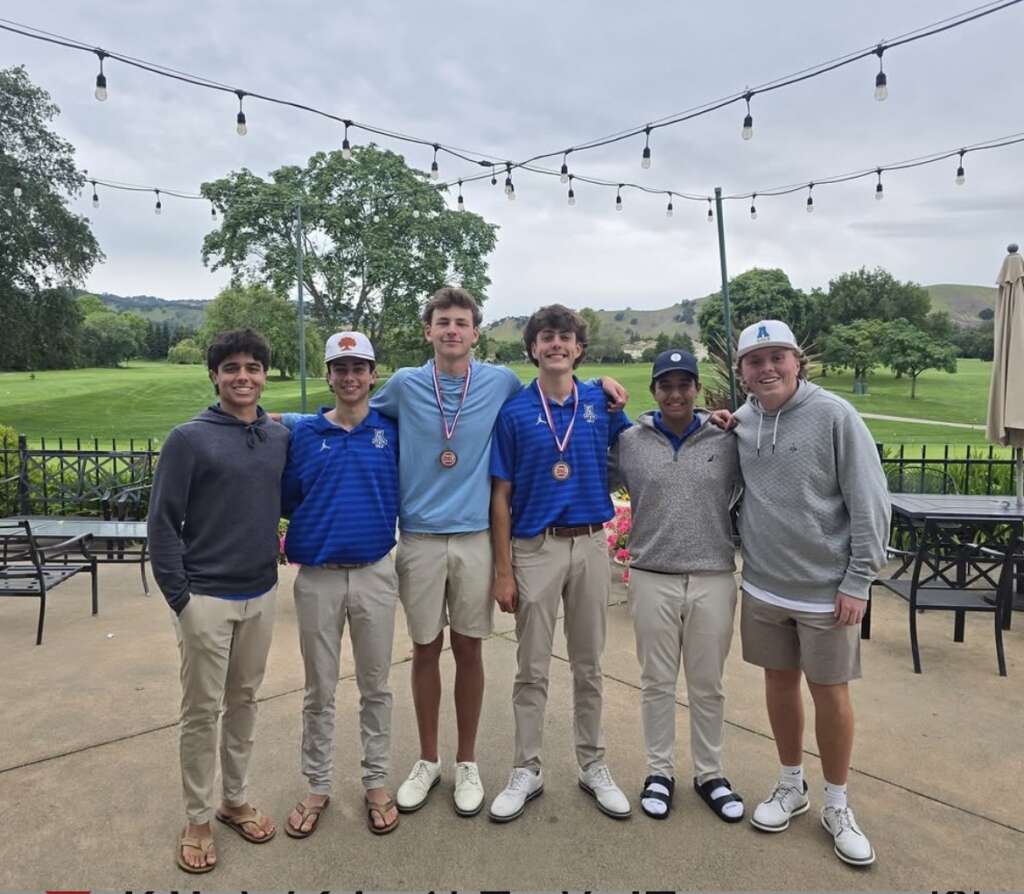 Boys Golf Wins DAL - Places Second at NCS