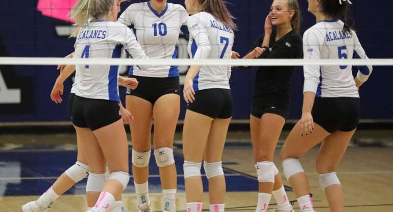 Dons Varsity Volleyball Downs Las Lomas 3-1